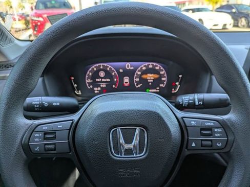 Used 2025 Honda Accord SE image 28