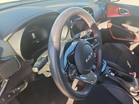 Used 2025 Kia Soul GT-Line FWD image 2