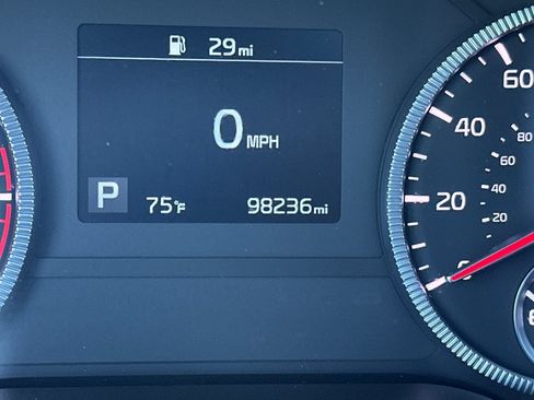 Used 2020 Kia Telluride S FWD image 27