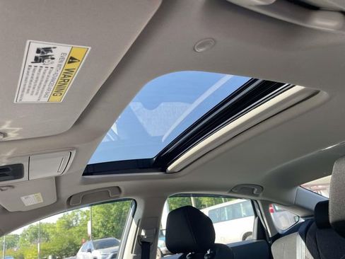 Used 2025 Honda Accord SE image 16
