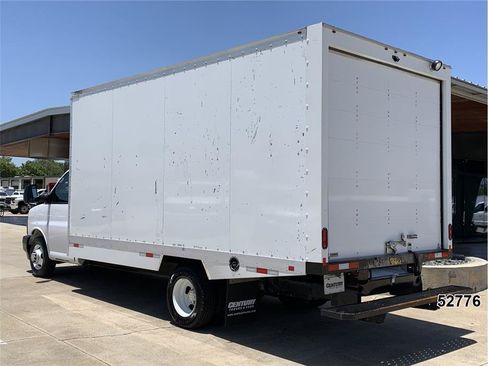 Used 2024 Chevrolet Express 3500 w/ Power Convenience Package RWD image 6