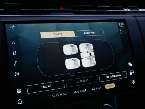 Used 2023 Land Rover Range Rover Autobiography image 33