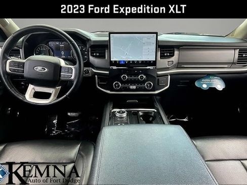 Used 2023 Ford Expedition XLT AWD/4WD image 9