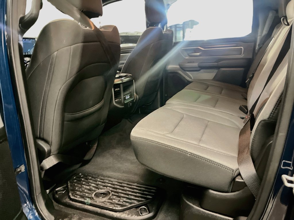 Used 2022 RAM 1500 Big Horn AWD/4WD image 25