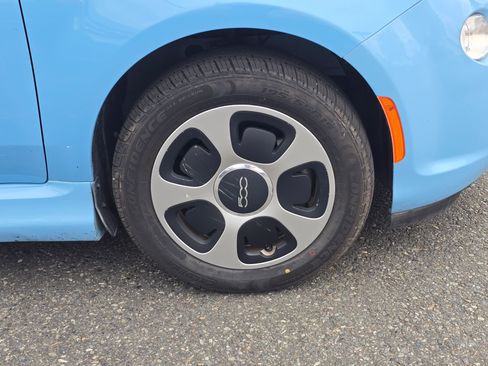 Used 2016 FIAT 500 e FWD image 9