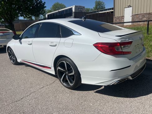 Used 2022 Honda Accord Sport image 7