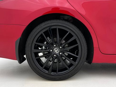 Used 2024 Toyota Camry XSE w/ Navigation Package image 34