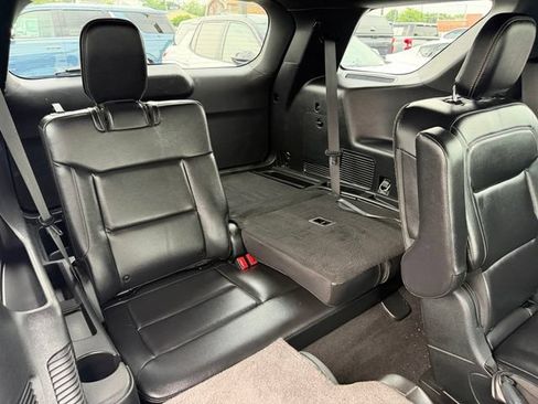 Used 2020 Ford Explorer XLT w/ Equipment Group 202A AWD/4WD image 13