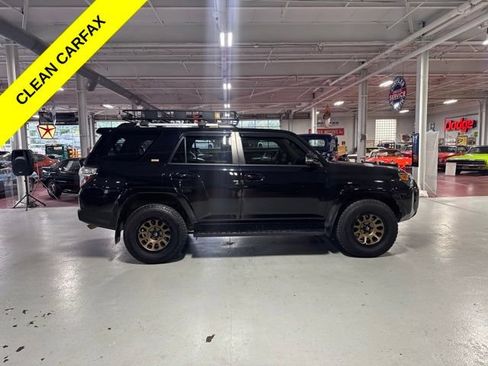 Used 2020 Toyota 4Runner SR5 Premium w/ Moonroof Package AWD/4WD image 6