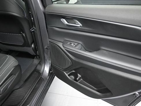 New 2026 Jeep Grand Cherokee L Laredo w/ MOPAR Finishing Package AWD/4WD image 21