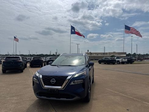 Certified 2023 Nissan Rogue SL w/ SL Premium Package FWD image 6