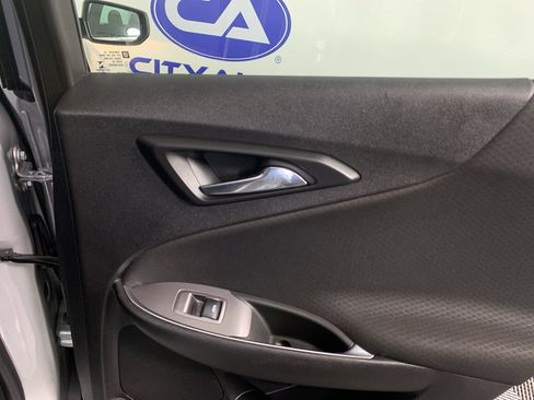 Used 2021 Chevrolet Malibu LT image 36