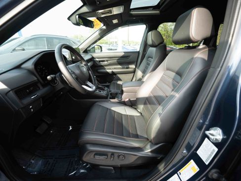 Used 2025 Honda CR-V Sport-L image 9
