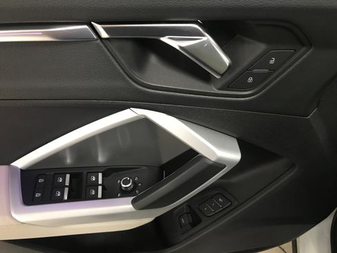 Used 2022 Audi Q3 2.0T Premium Plus image 9