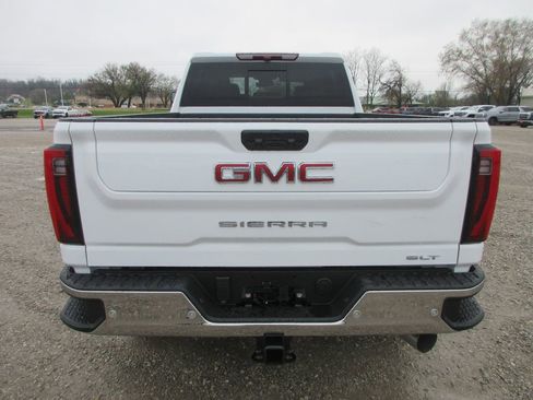 New 2026 GMC Sierra 2500 SLT w/ SLT Premium Package image 5