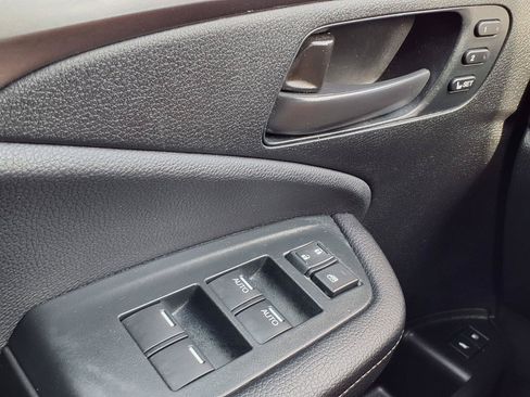 Used 2023 Honda Passport EX-L image 11