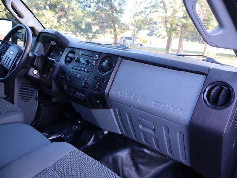Used 2012 Ford F550 XL w/ Payload Upgrade Pkg image 23