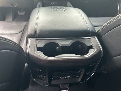 Used 2025 RAM 1500 Laramie AWD/4WD image 42