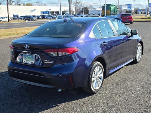 Used 2024 Toyota Corolla XLE image 16