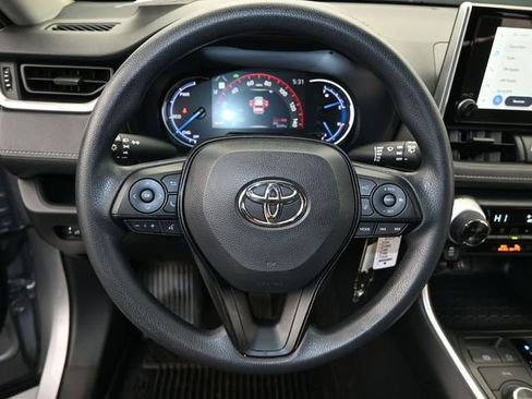 Used 2025 Toyota RAV4 LE image 6