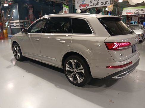 Used 2022 Audi Q7 3.0T Premium Plus AWD/4WD image 8