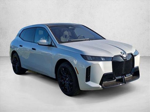 New 2026 BMW iX xDrive60 image 7