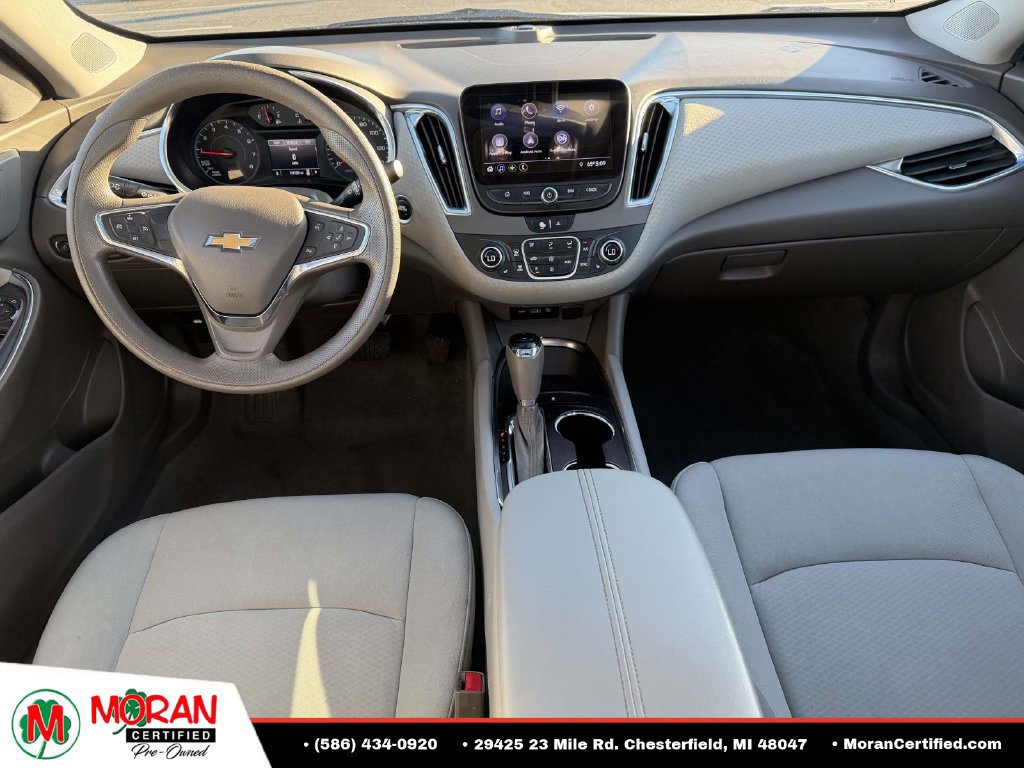 Used 2020 Chevrolet Malibu LT FWD image 13