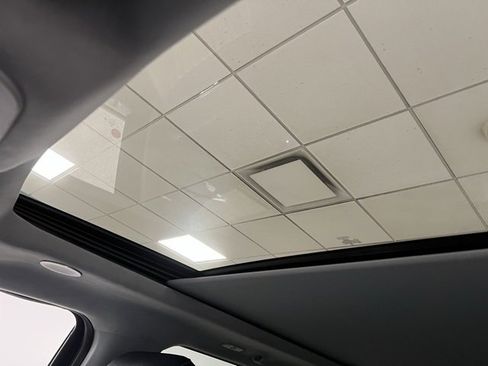 Used 2023 Ford F150 Limited image 39