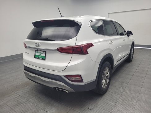 Used 2019 Hyundai Santa Fe SE FWD image 9