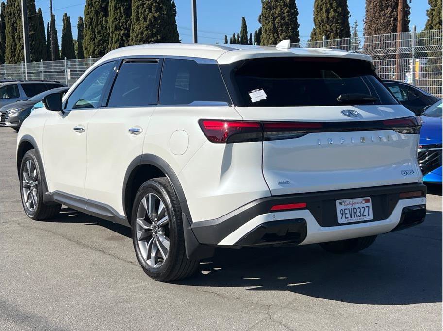 Used 2023 INFINITI QX60 Luxe AWD/4WD image 6