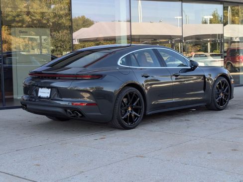 New 2026 Porsche Panamera image 9