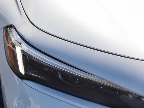 Used 2025 Honda Civic Sport image 7