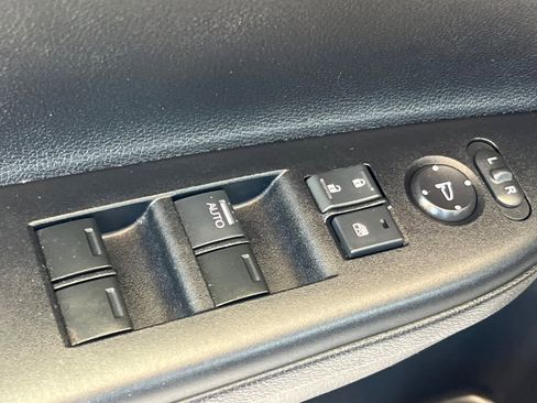 Used 2015 Honda Civic SE image 13