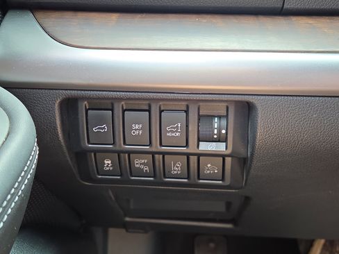 Used 2016 Subaru Outback 2.5i Limited image 26