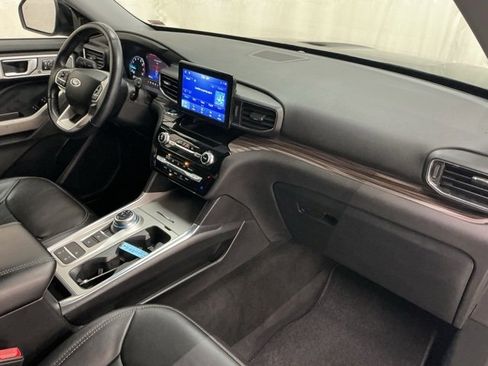 Used 2022 Ford Explorer Limited w/ Hybrid Equipment Group 310A image 21