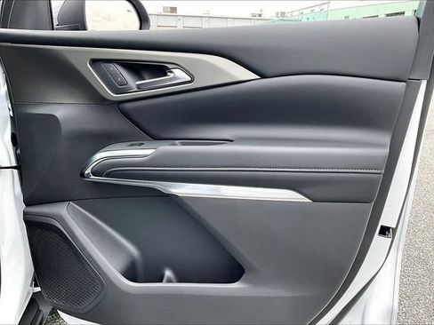 New 2027 Chevrolet Traverse LT w/ Midnight/Sport Edition AWD/4WD image 30