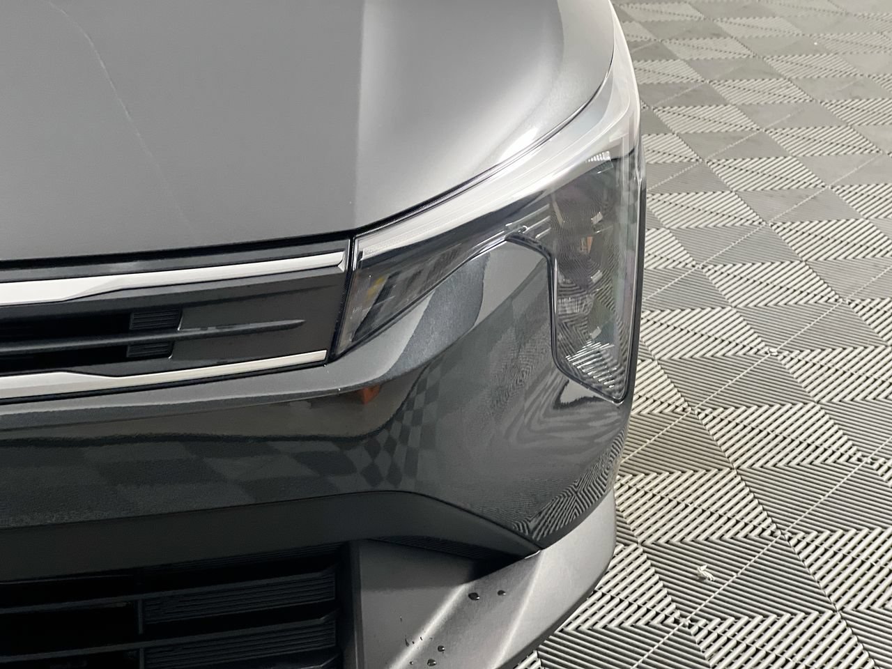 New 2026 Kia K4 FWD image 10
