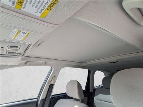 Used 2015 Subaru Forester 2.5i Premium w/ All-Weather Package AWD/4WD image 22