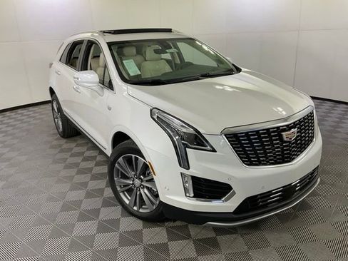 New 2026 Cadillac XT5 Premium Luxury w/ Driver Assist Package AWD/4WD image 38