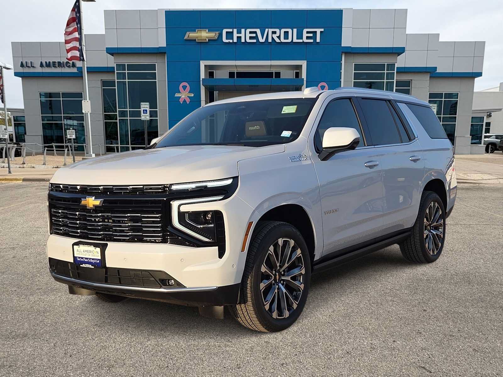 New 2026 Chevrolet Tahoe High Country AWD/4WD image 1