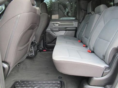 Used 2023 RAM 1500 Big Horn AWD/4WD image 29