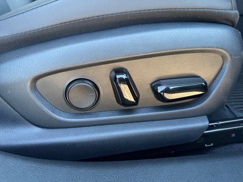 Used 2023 Lexus ES 350 Ultra Luxury w/ Premium Package image 30