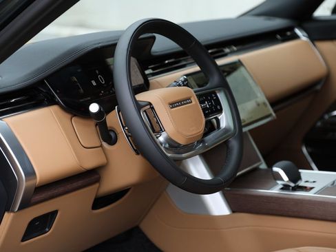 New 2026 Land Rover Range Rover SE AWD/4WD image 10