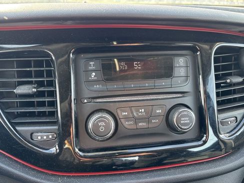 Used 2015 Dodge Dart SXT image 21