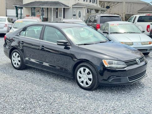 Used 2013 Volkswagen Jetta SE image 3