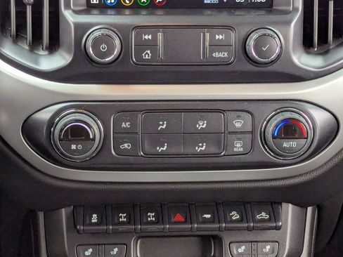 Used 2022 Chevrolet Colorado ZR2 image 20