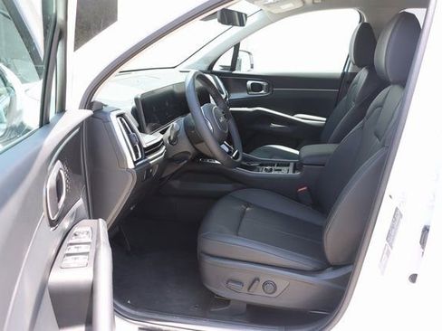 New 2025 Kia Sorento S AWD/4WD image 13