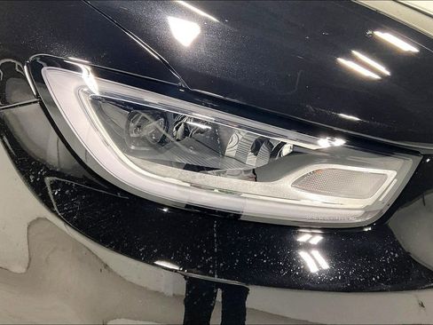 New 2026 Chrysler Pacifica Limited w/ Uconnect Theater Family Group image 35