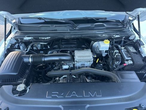 Used 2023 RAM 1500 Limited w/ Body Color Bumper Group image 30