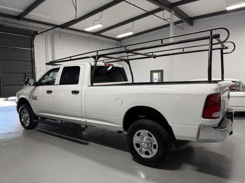 Used 2018 RAM 2500 Tradesman w/ Chrome Appearance Group AWD/4WD image 7